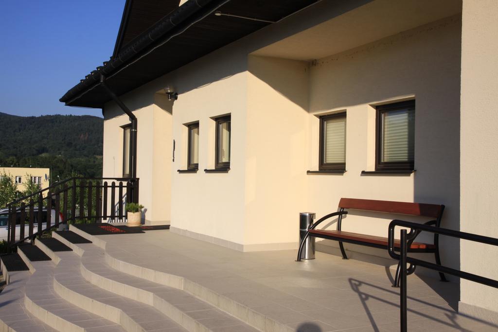 Hotel Emilia Wysowa-Zdrój Zewnętrze zdjęcie