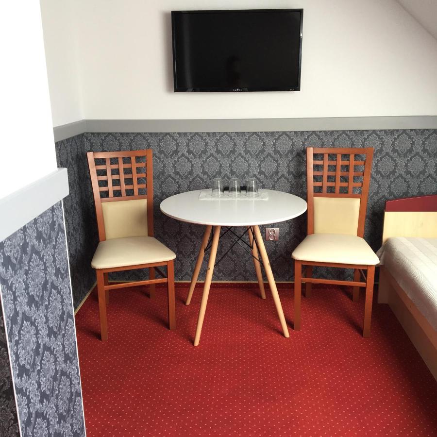 Hotel Emilia Wysowa-Zdrój Zewnętrze zdjęcie